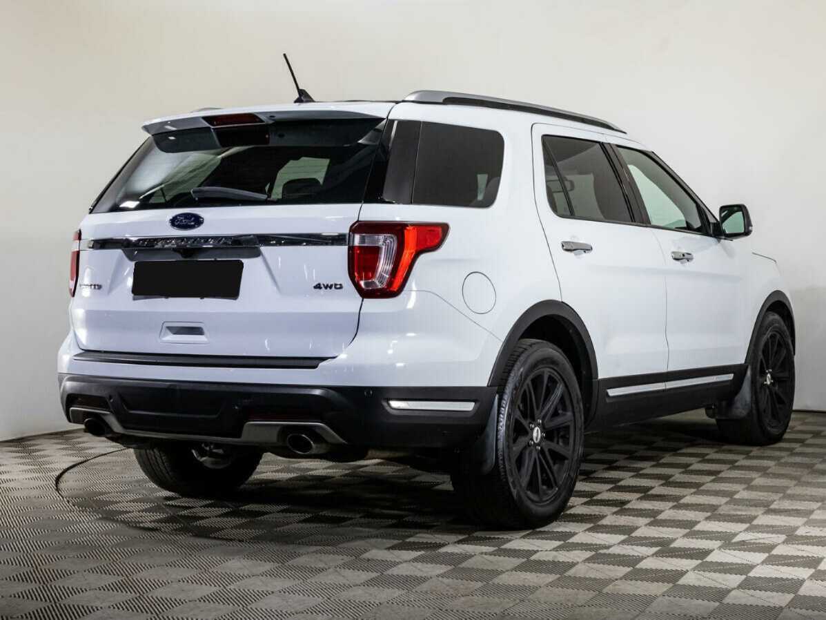 Ford Explorer 2018 года с пробегом. Фото: #3