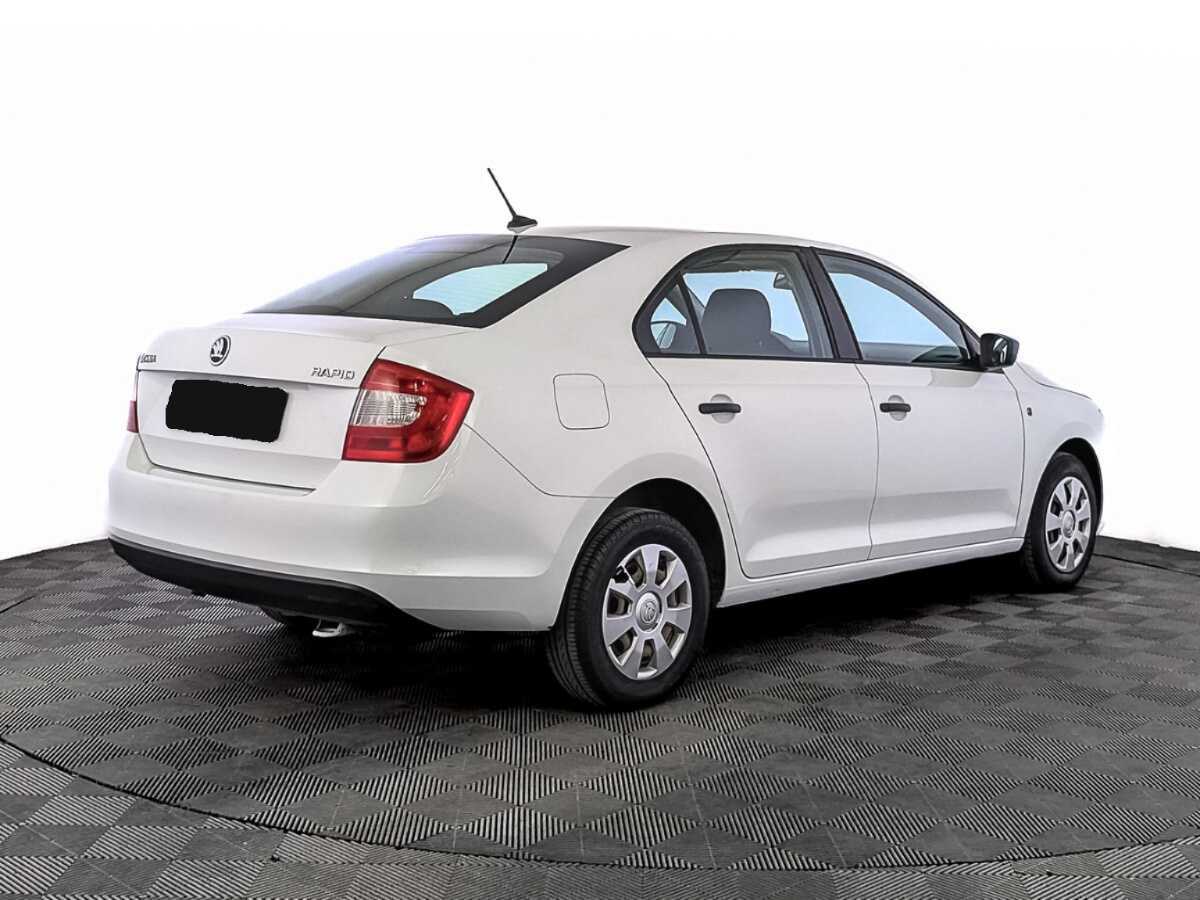 Skoda Rapid 2017 года с пробегом. Фото: #4
