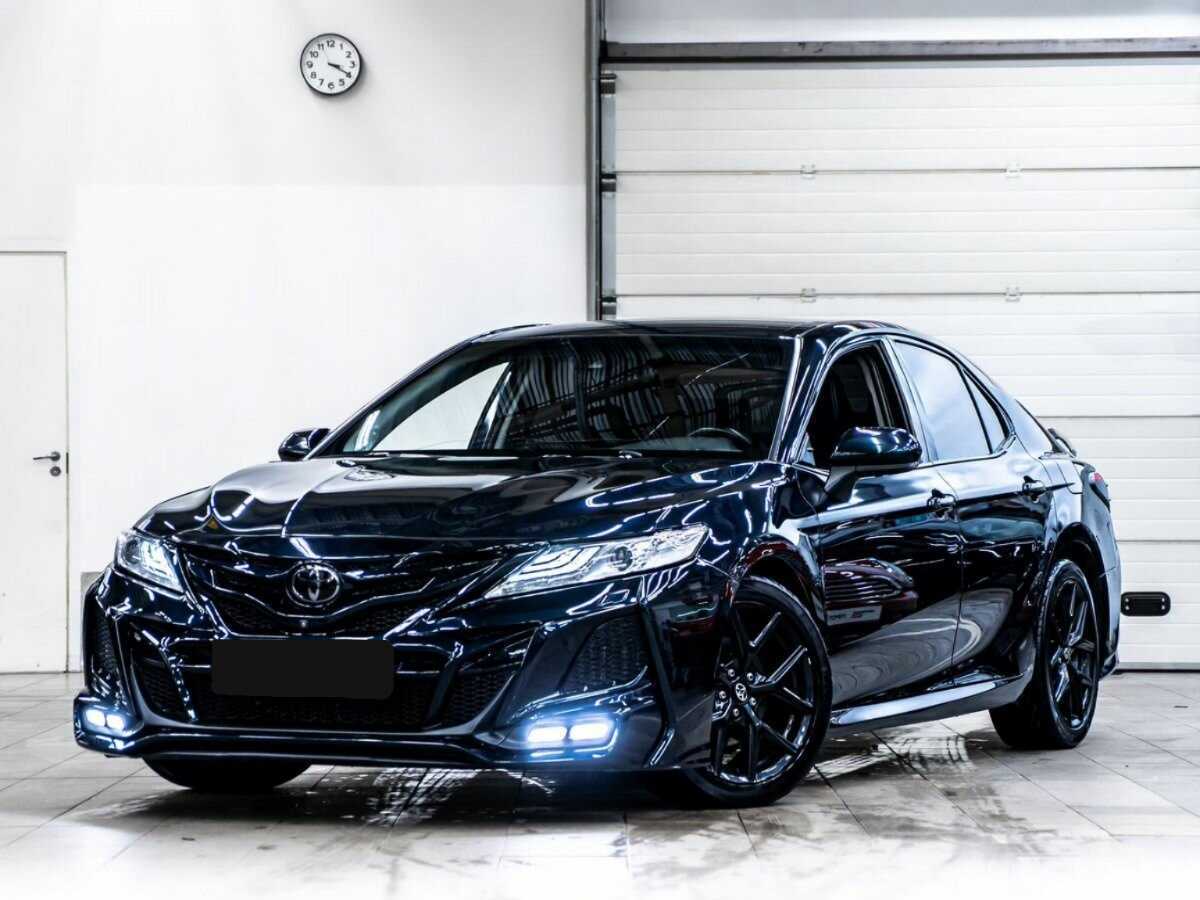 Toyota Camry 2018 года с пробегом. Посмотреть фото