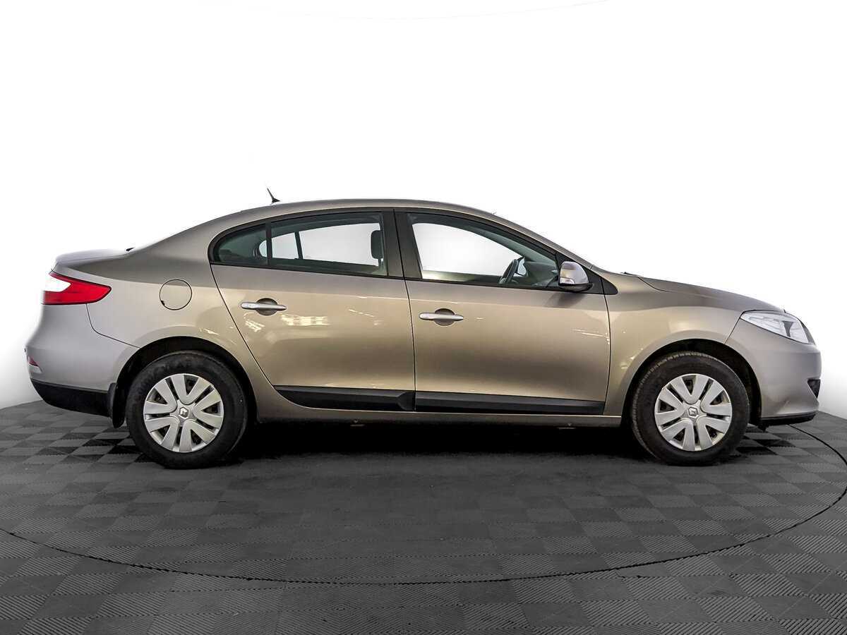 Renault Fluence 2012 года с пробегом. Фото: #3