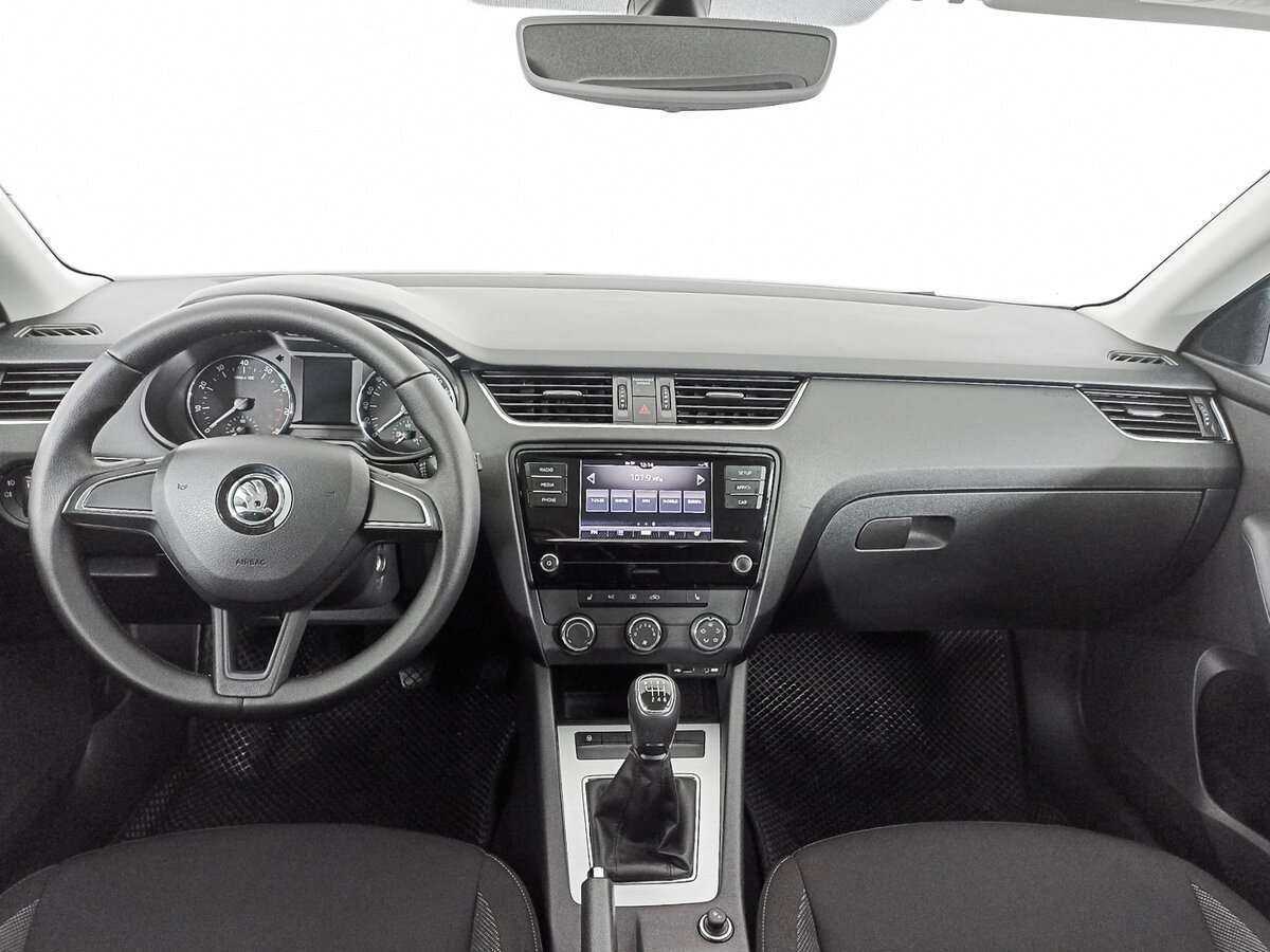 Skoda Octavia 2017 года с пробегом. Фото: #9