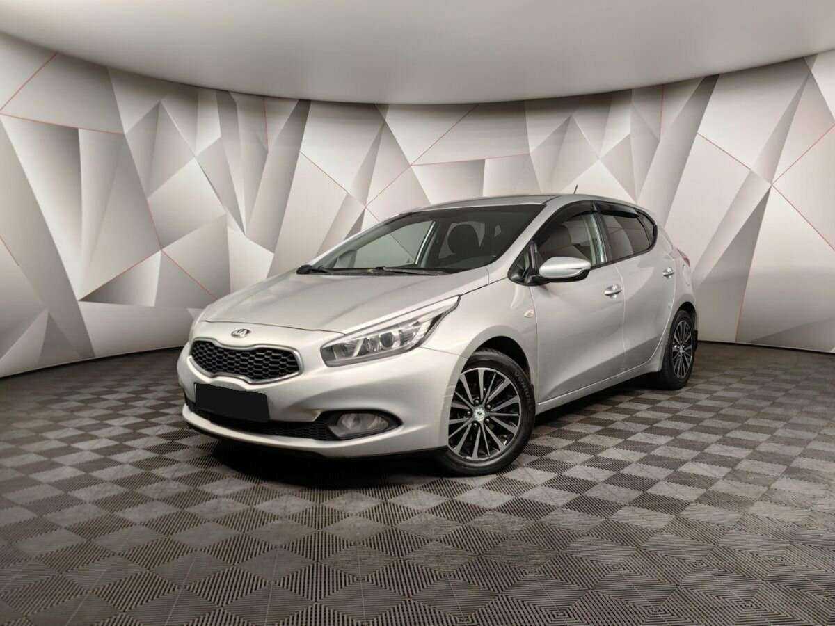 Kia Ceed 2013 года с пробегом. Посмотреть фото