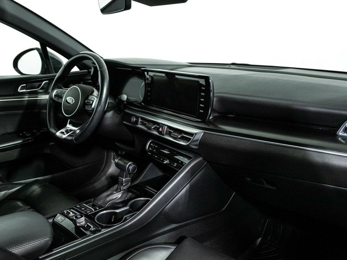 Kia K5 2021 года с пробегом. Фото: #8