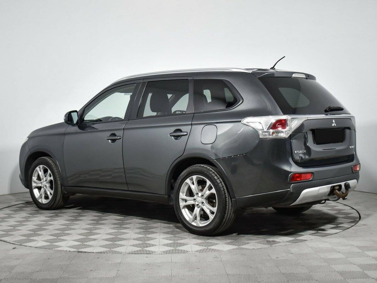 Mitsubishi Outlander 2014 года с пробегом. Фото: #5