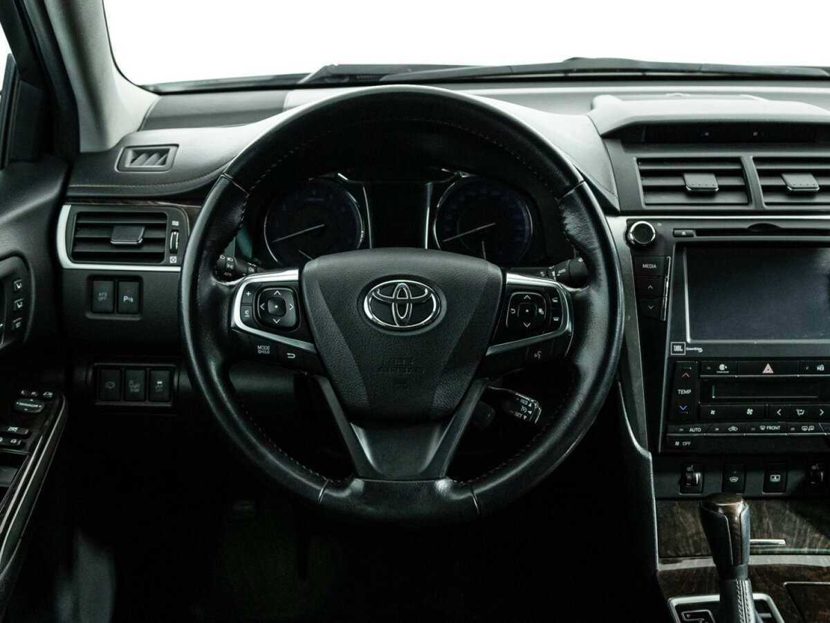 Toyota Camry 2016 года с пробегом. Фото: #20