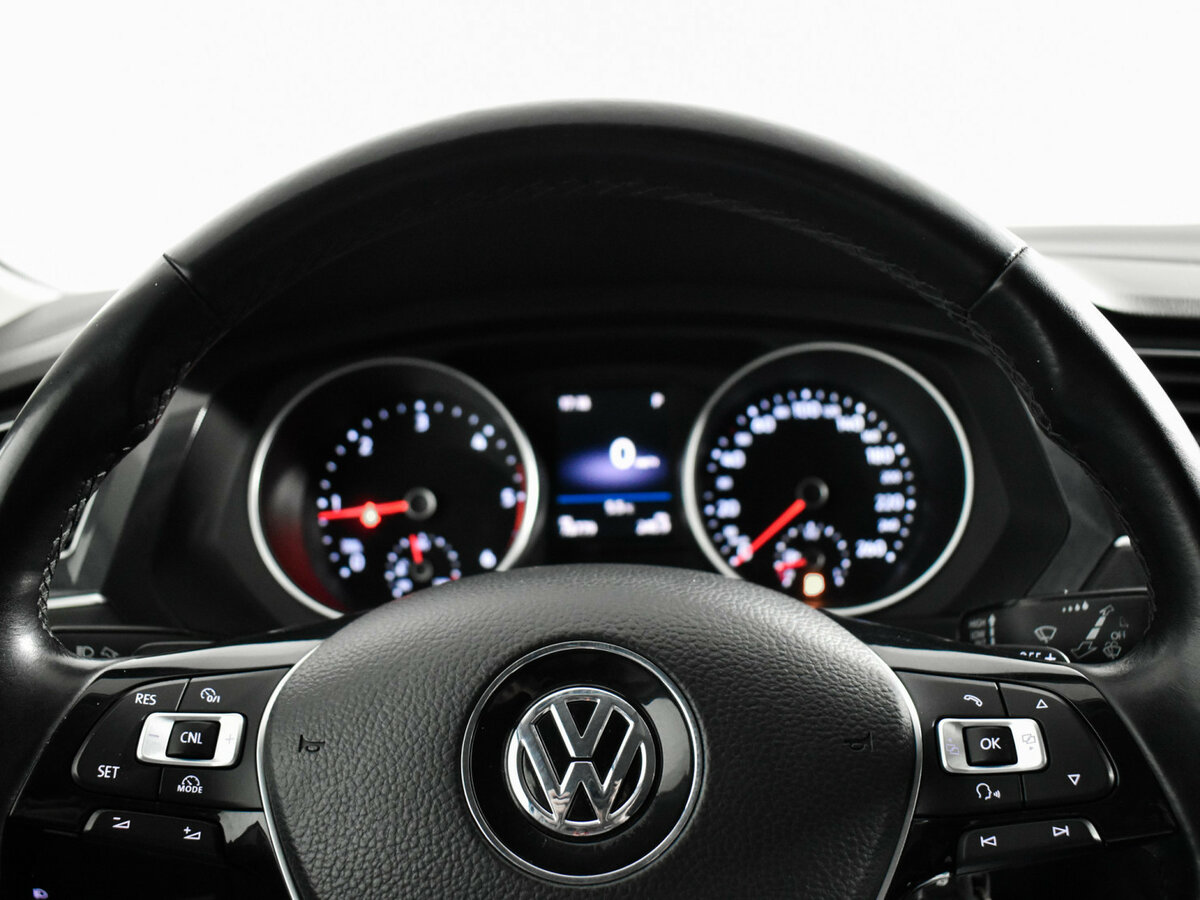 Volkswagen Tiguan 2018 года с пробегом. Фото: #14