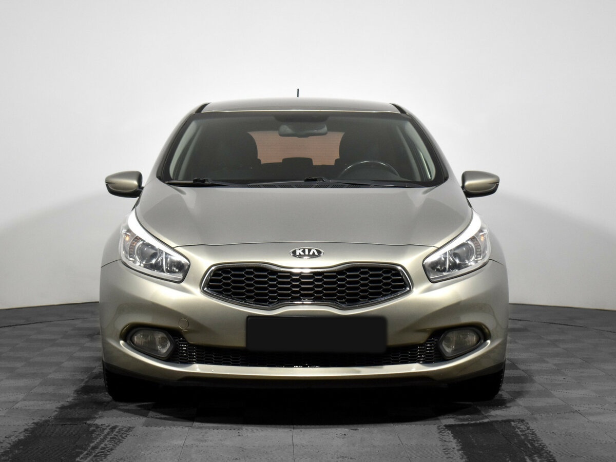 Kia Ceed 2012 года с пробегом. Фото: #1
