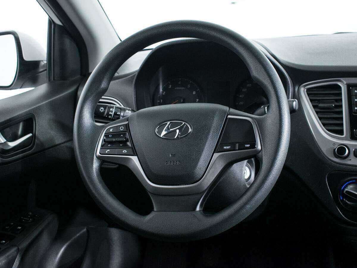 Hyundai Solaris 2021 года с пробегом. Фото: #13