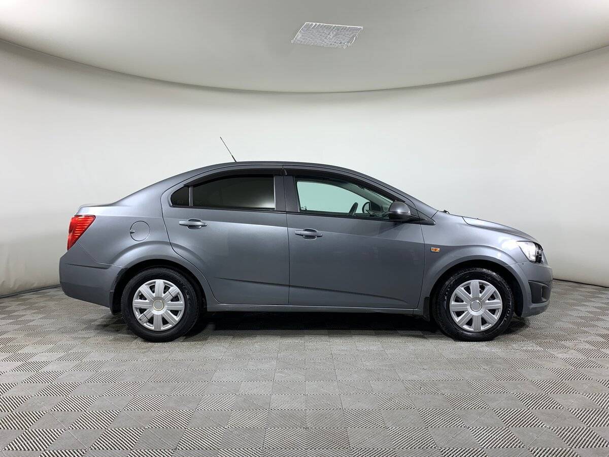 Chevrolet Aveo 2014 года с пробегом. Фото: #3