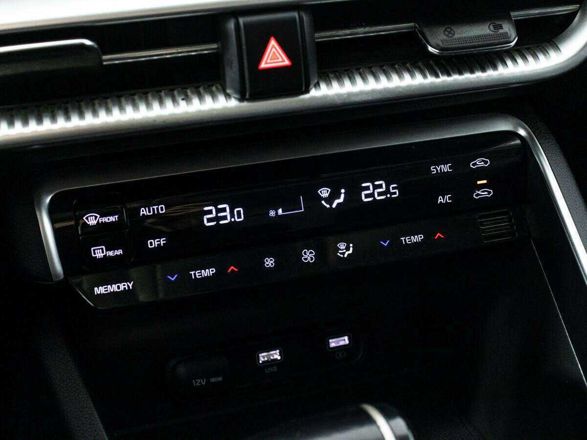 Kia K5 2021 года с пробегом. Фото: #17