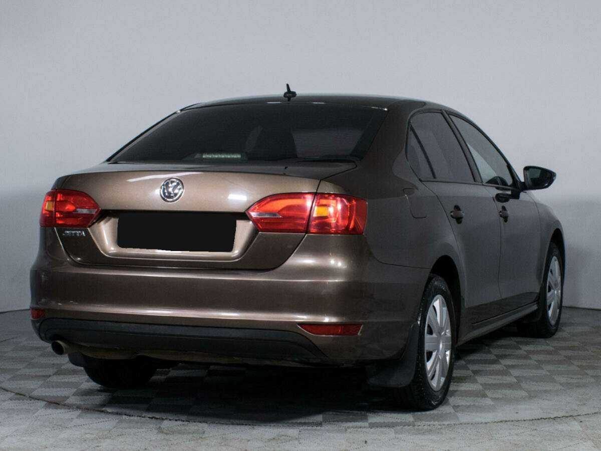 Volkswagen Jetta 2012 года с пробегом. Фото: #4