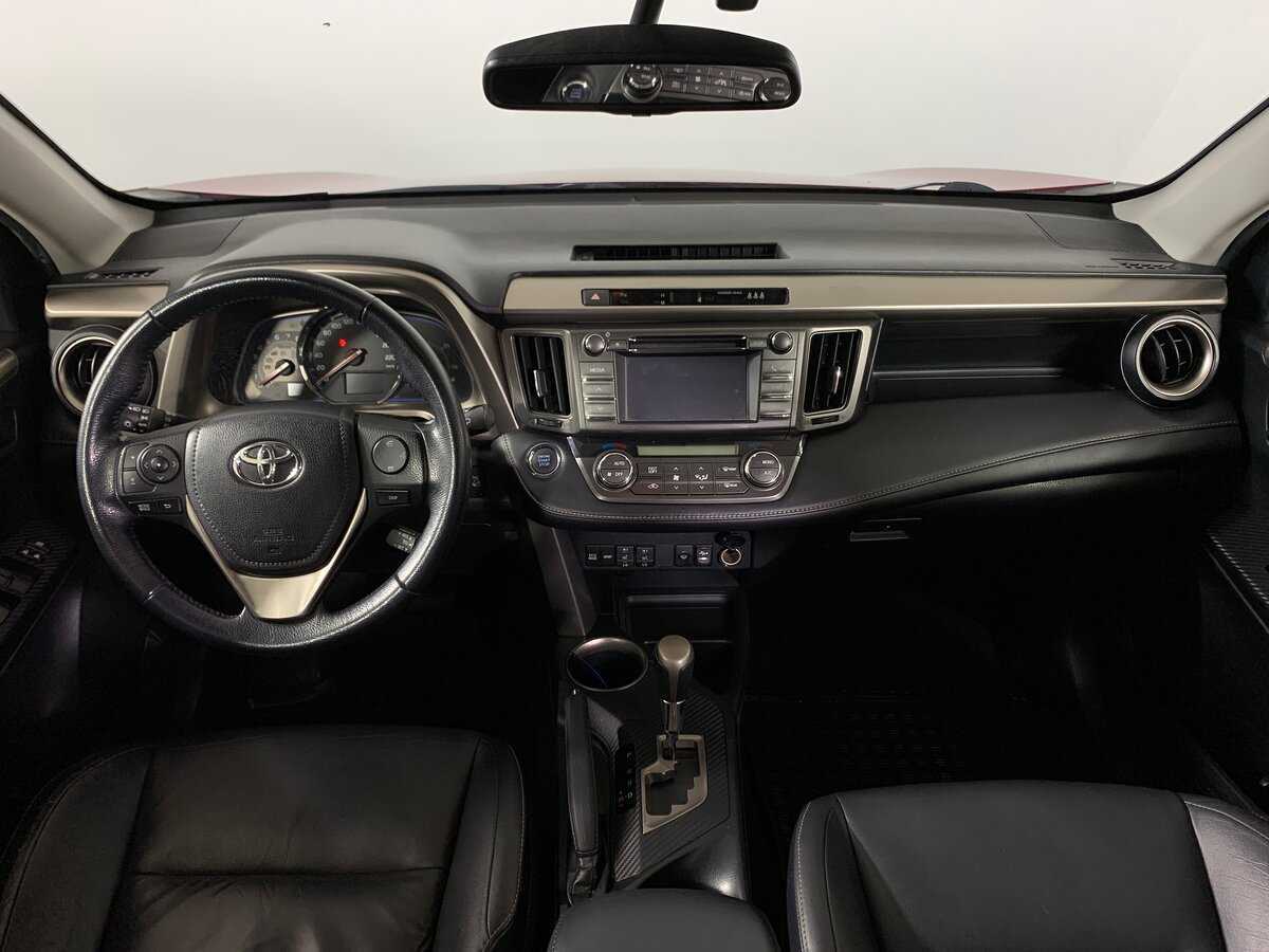 Toyota RAV4 2013 года с пробегом. Фото: #12