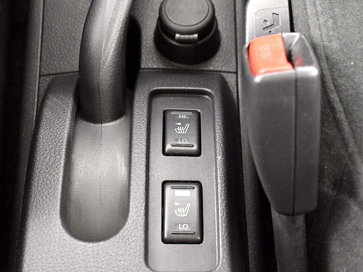 Nissan Tiida 2013 года с пробегом. Фото: #14
