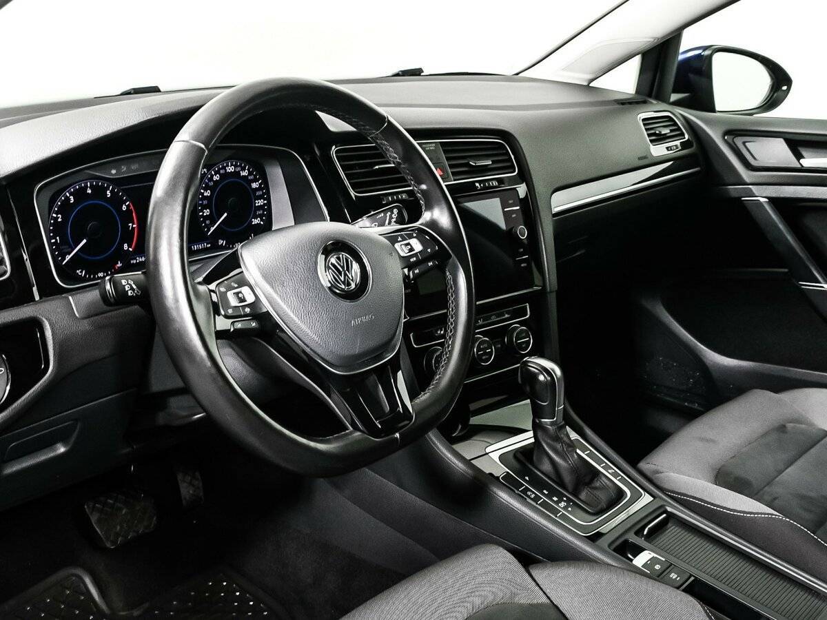 Volkswagen Golf 2018 года с пробегом. Фото: #12