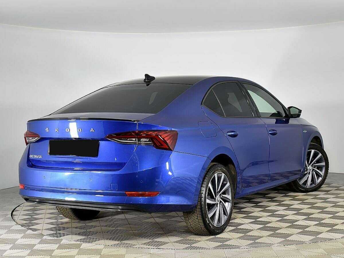 Skoda Octavia 2021 года с пробегом. Фото: #1