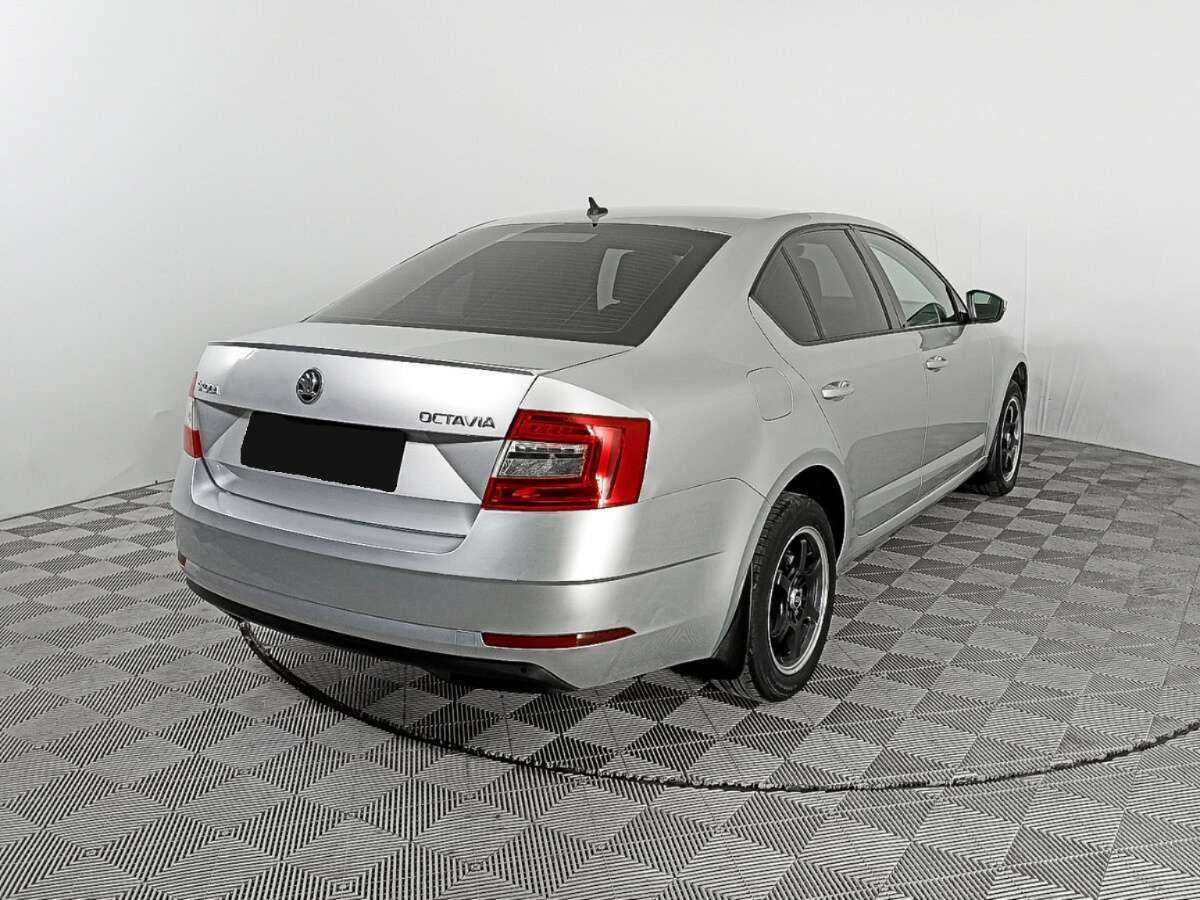 Skoda Octavia 2018 года с пробегом. Фото: #4