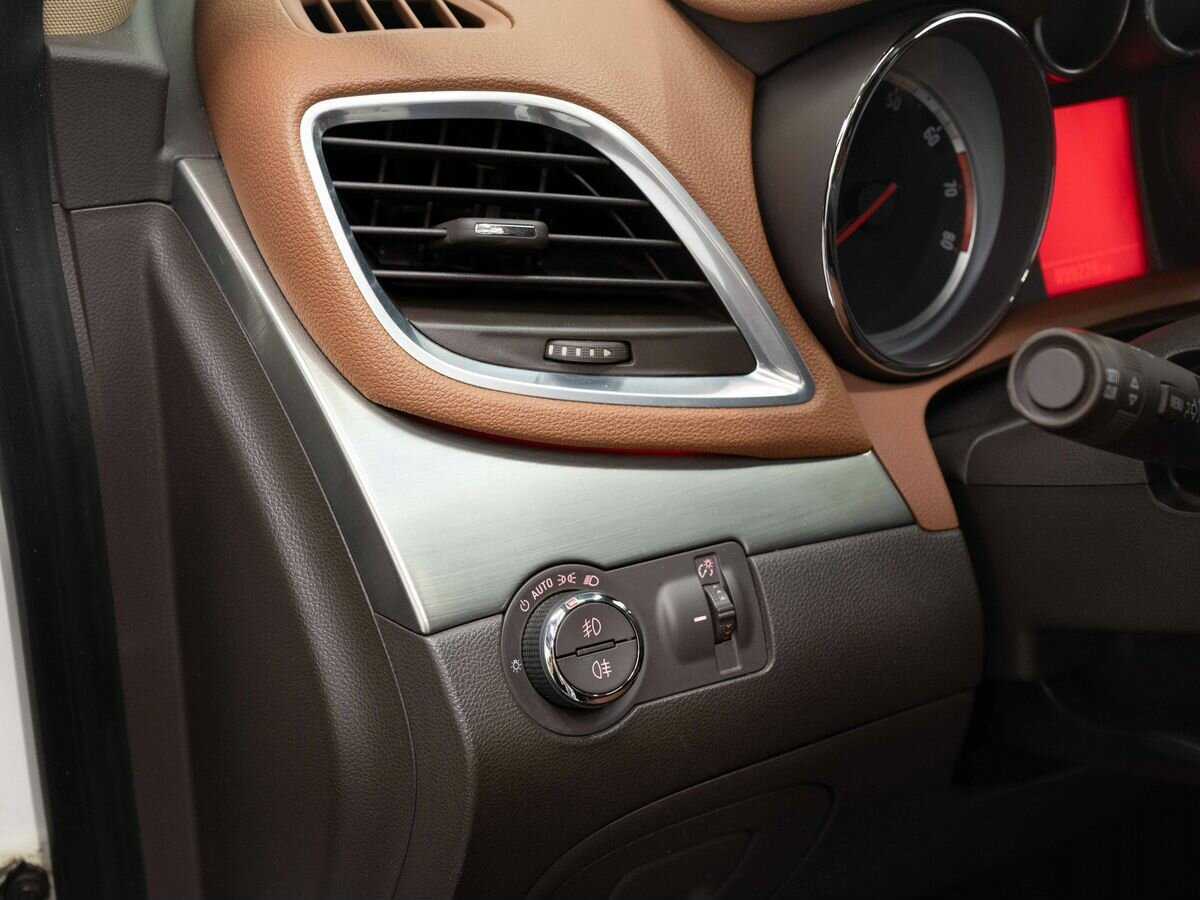 Opel Mokka 2014 года с пробегом. Фото: #17