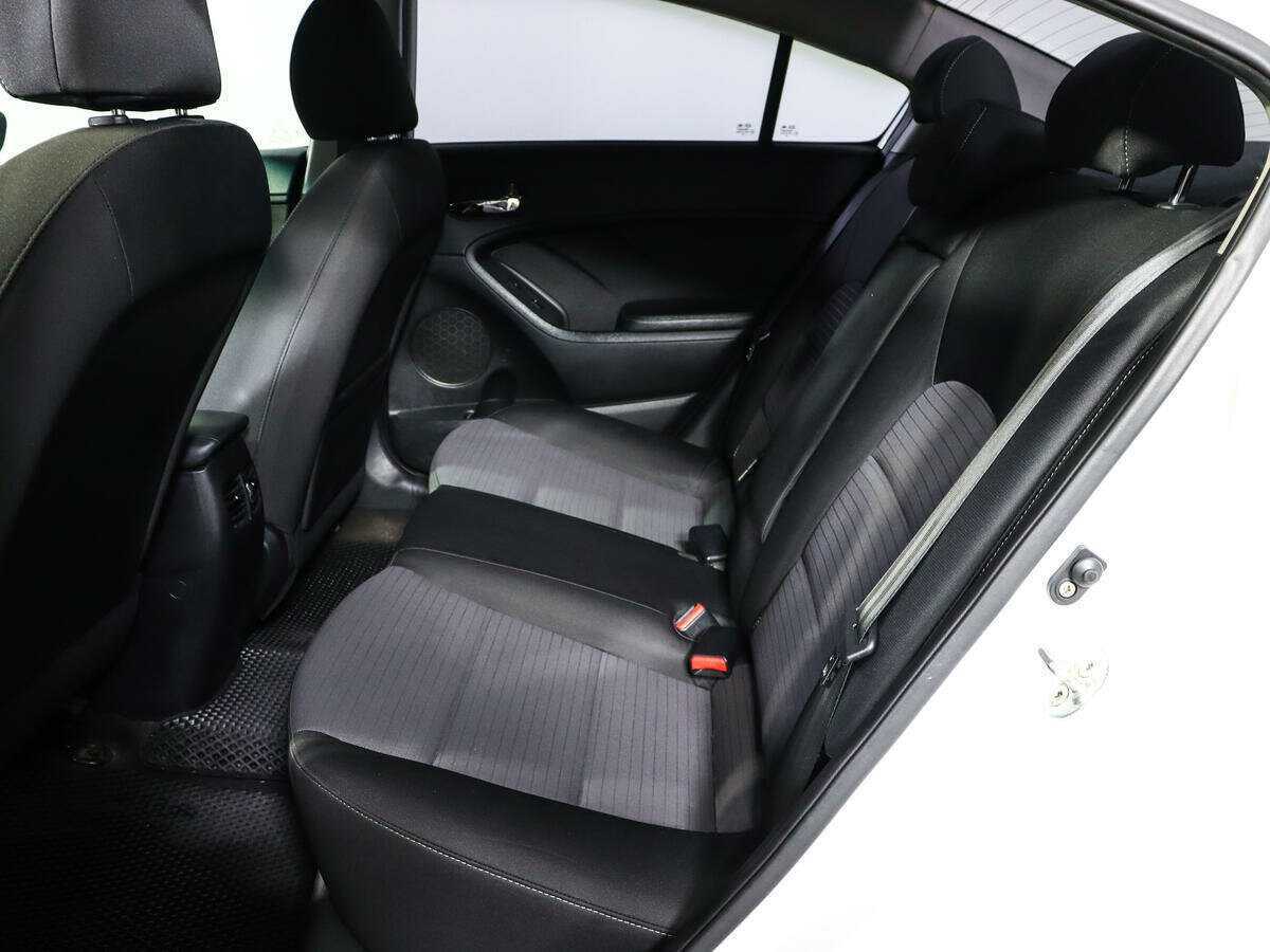 Kia Cerato 2018 года с пробегом. Фото: #9