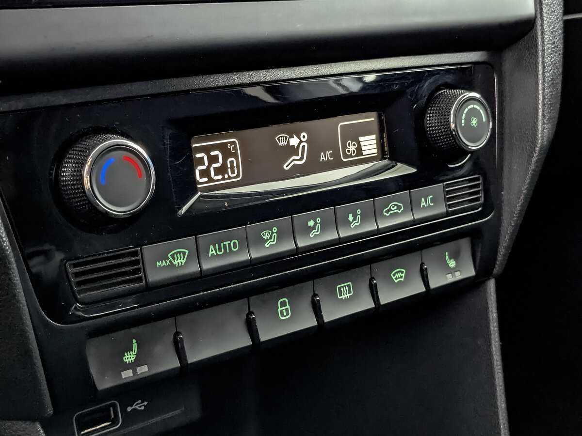 Skoda Rapid 2019 года с пробегом. Фото: #16