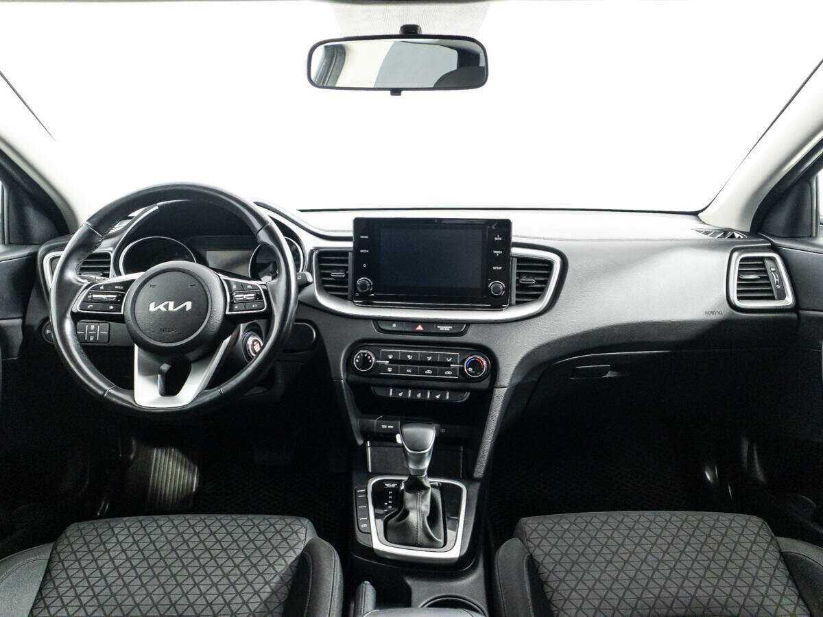 Kia Ceed 2022 года с пробегом. Фото: #12