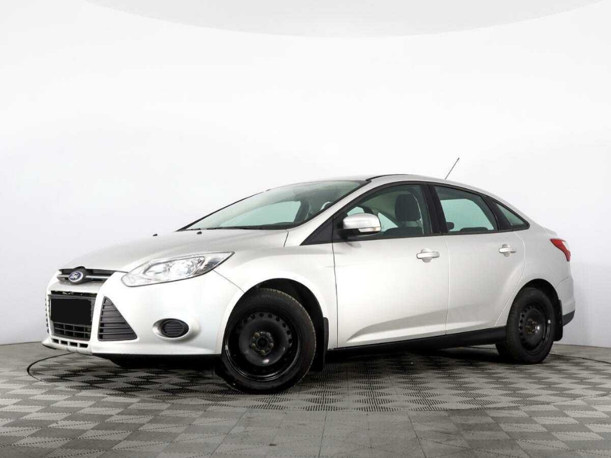 Ford Focus 2013 года с пробегом. Посмотреть фото