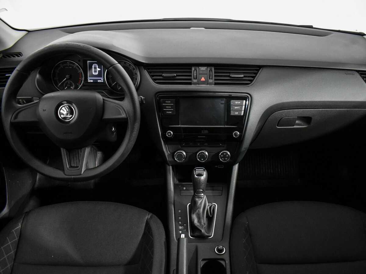 Skoda Octavia 2019 года с пробегом. Фото: #11