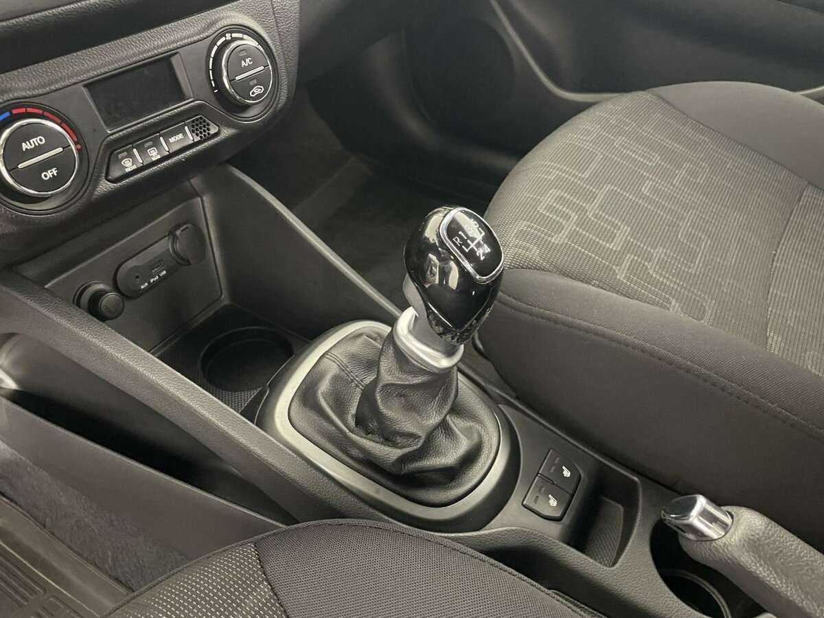 Kia Rio 2013 года с пробегом. Фото: #12