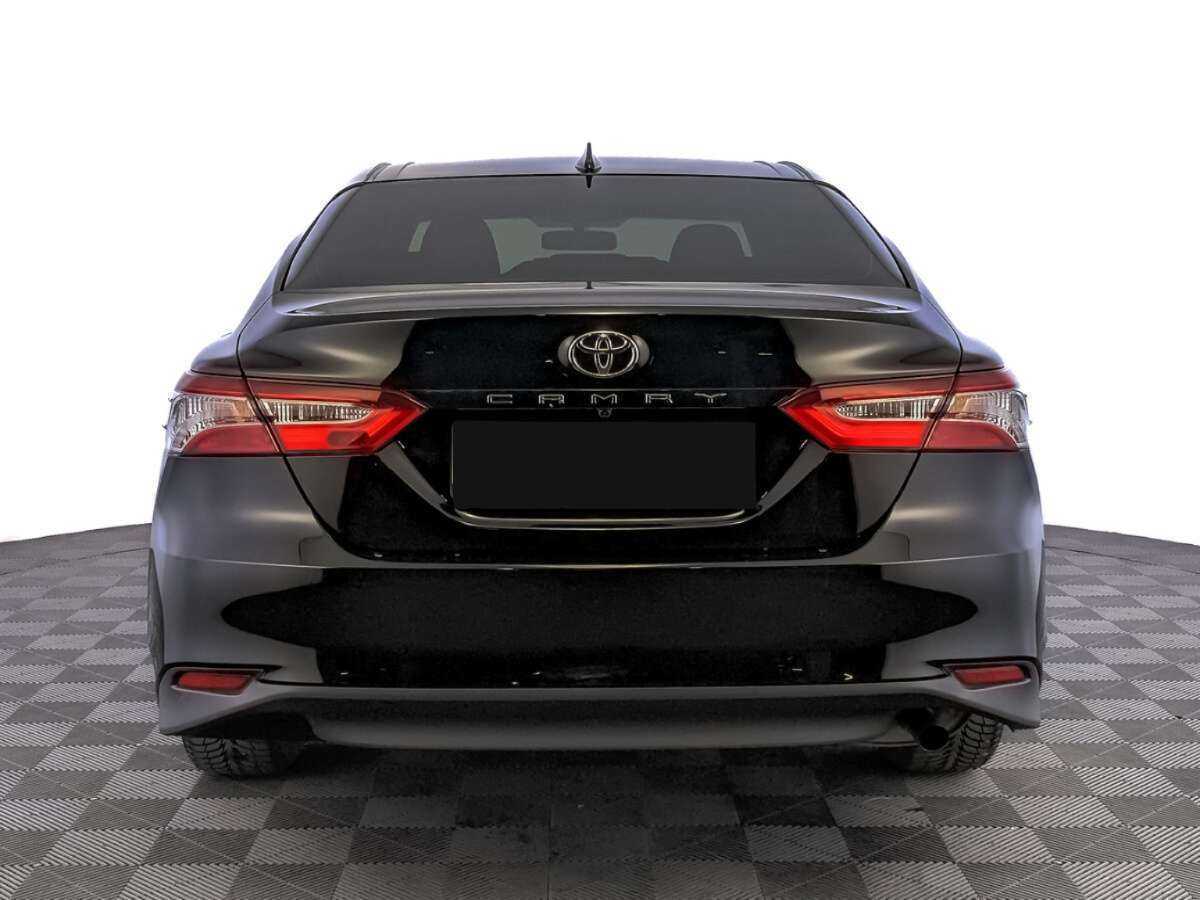 Toyota Camry 2021 года с пробегом. Фото: #5