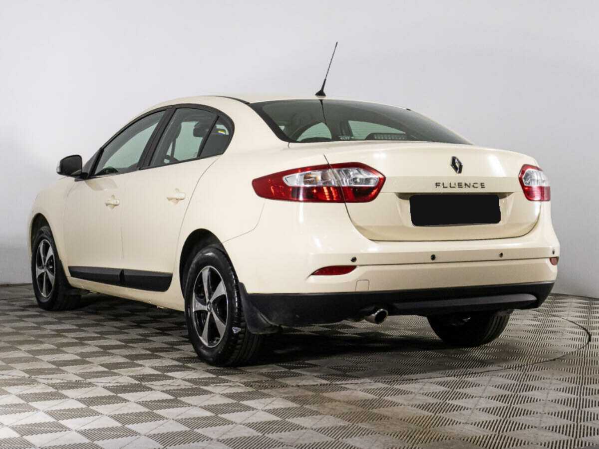 Renault Fluence 2013 года с пробегом. Фото: #6