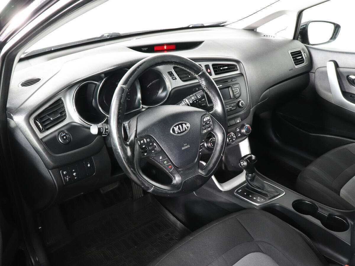 Kia Ceed 2012 года с пробегом. Фото: #5