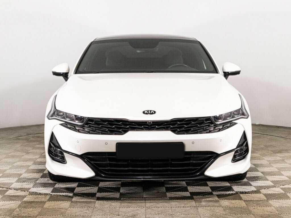 Kia K5 2021 года с пробегом. Фото: #1