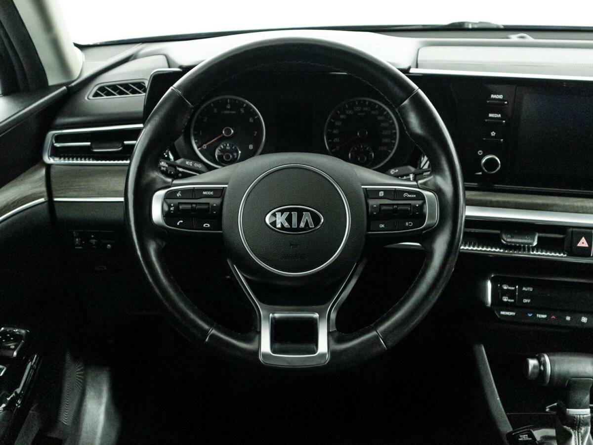 Kia K5 2020 года с пробегом. Фото: #23
