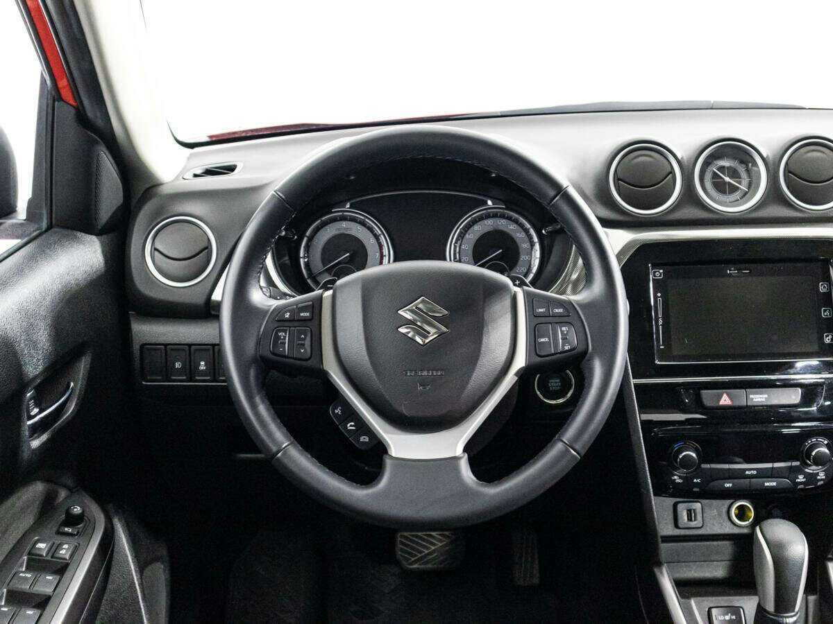 Suzuki Vitara 2021 года с пробегом. Фото: #16