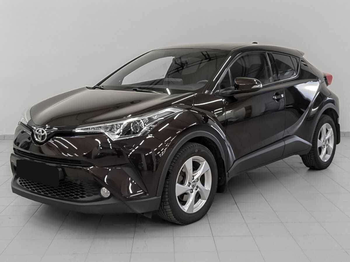 Toyota C-HR 2019 года с пробегом. Посмотреть фото