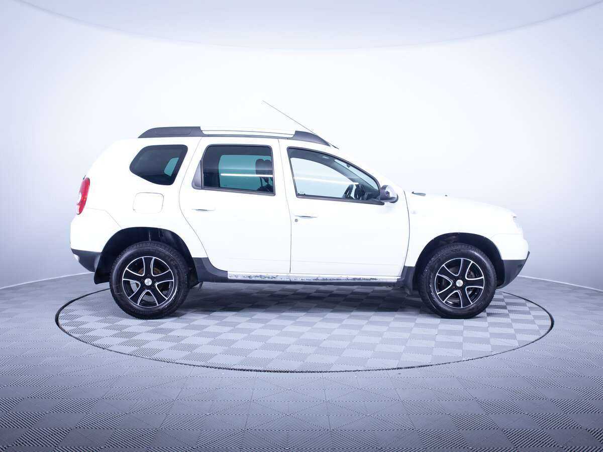 Renault Duster 2013 года с пробегом. Фото: #3