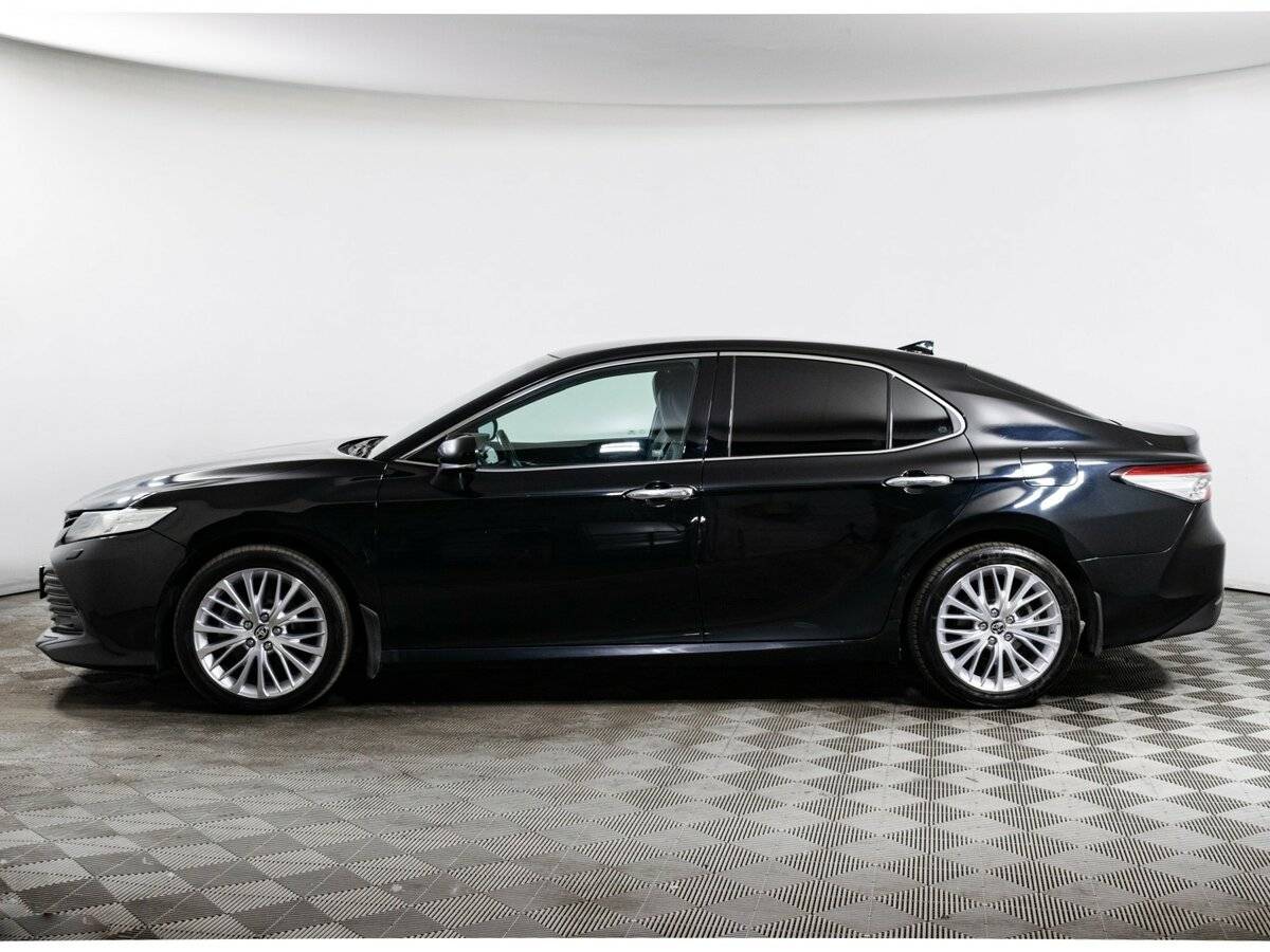 Toyota Camry 2020 года с пробегом. Фото: #7
