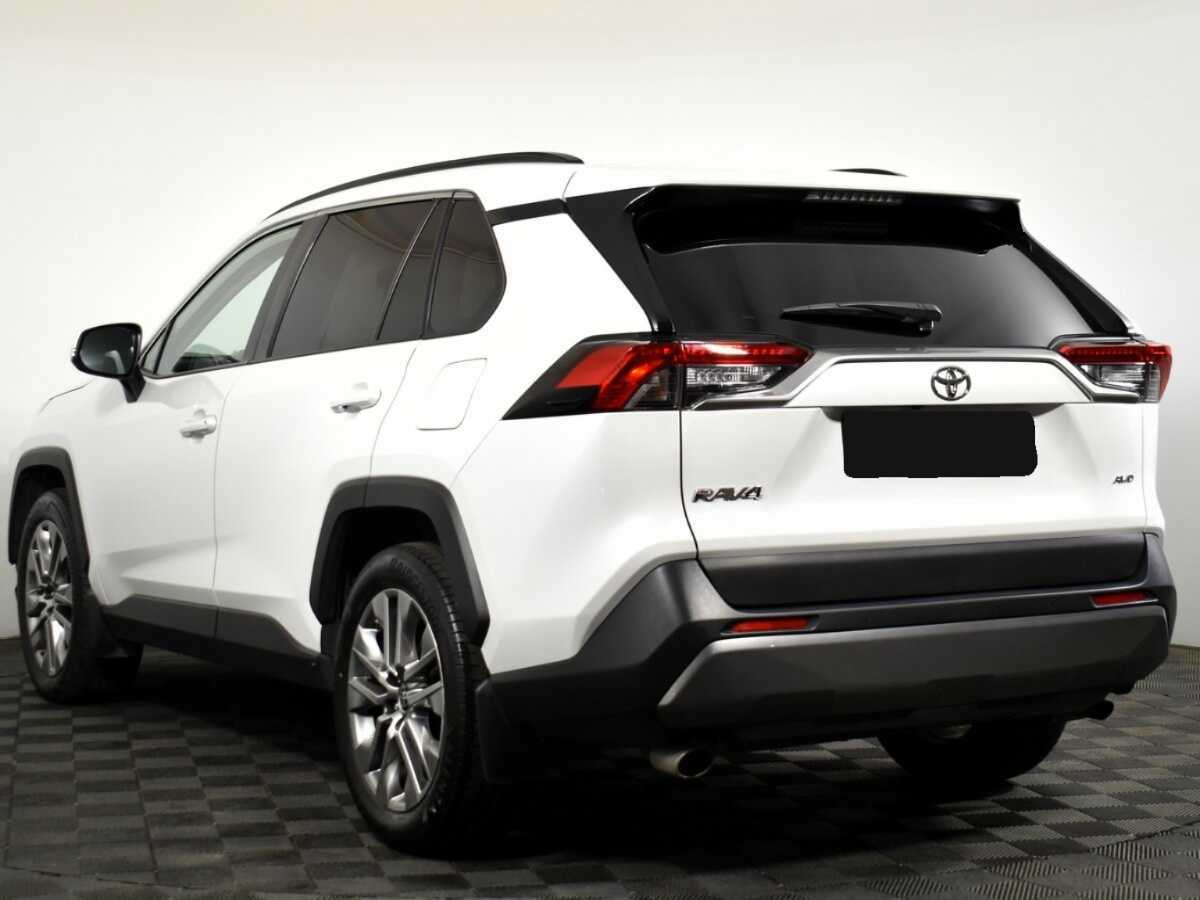 Toyota RAV4 2021 года с пробегом. Фото: #5