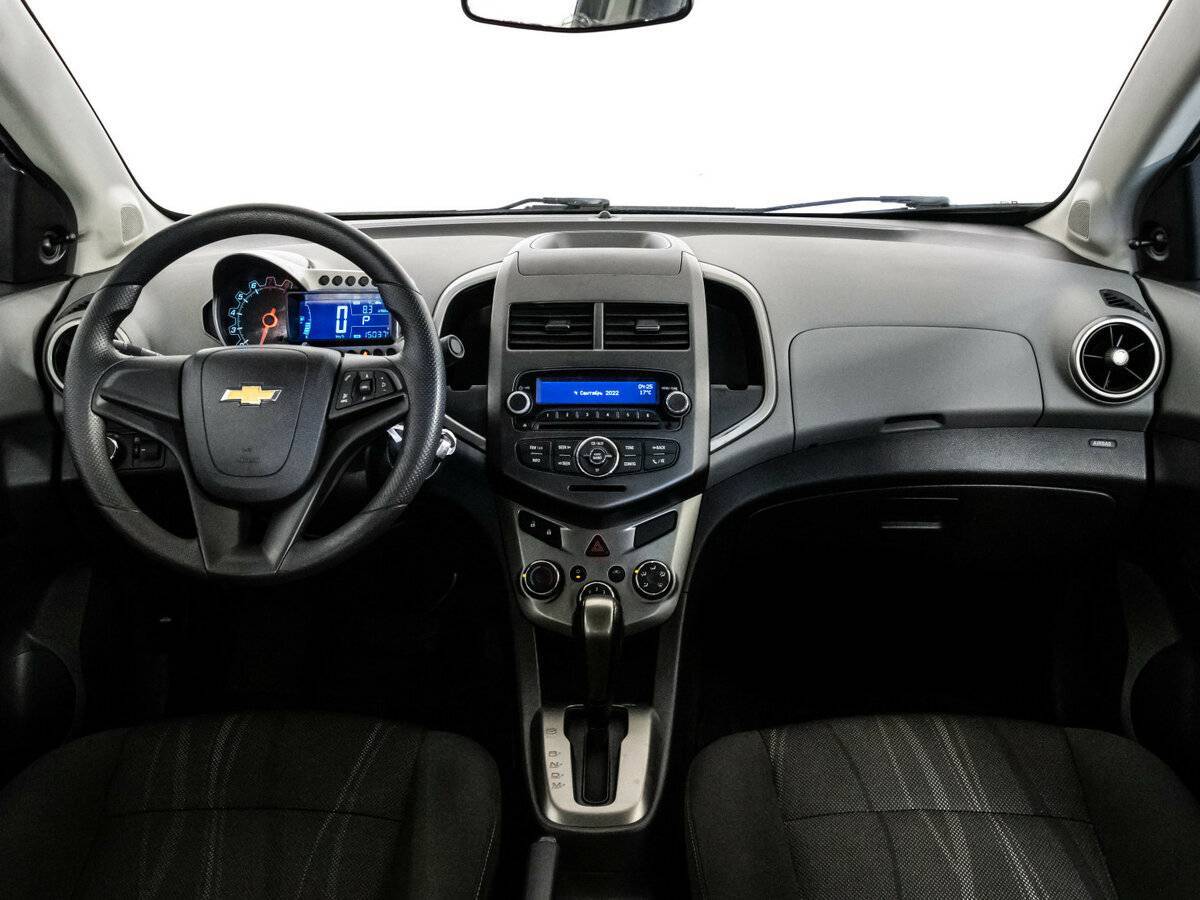 Chevrolet Aveo 2014 года с пробегом. Фото: #9