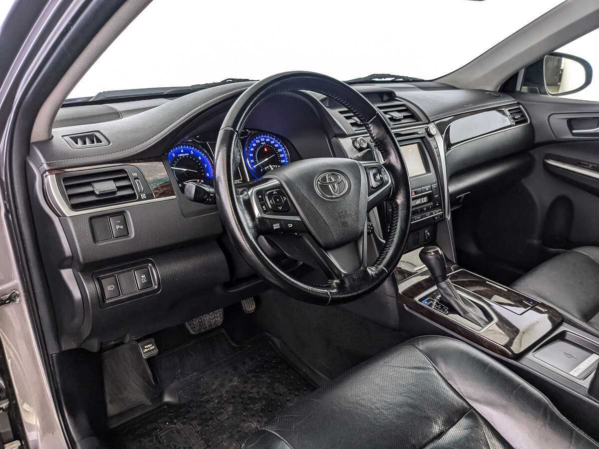 Toyota Camry 2016 года с пробегом. Фото: #10