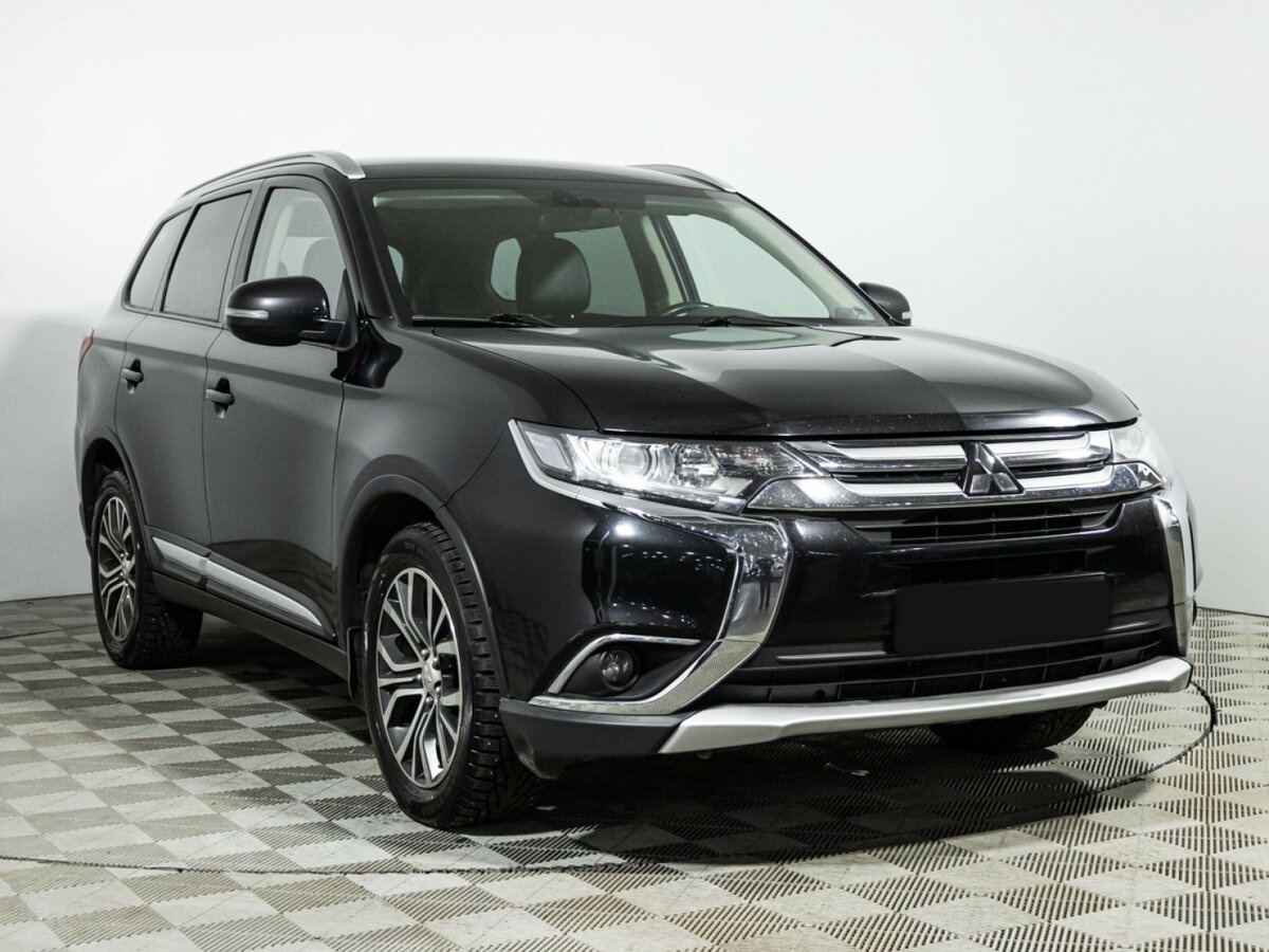 Mitsubishi Outlander 2016 года с пробегом. Фото: #2