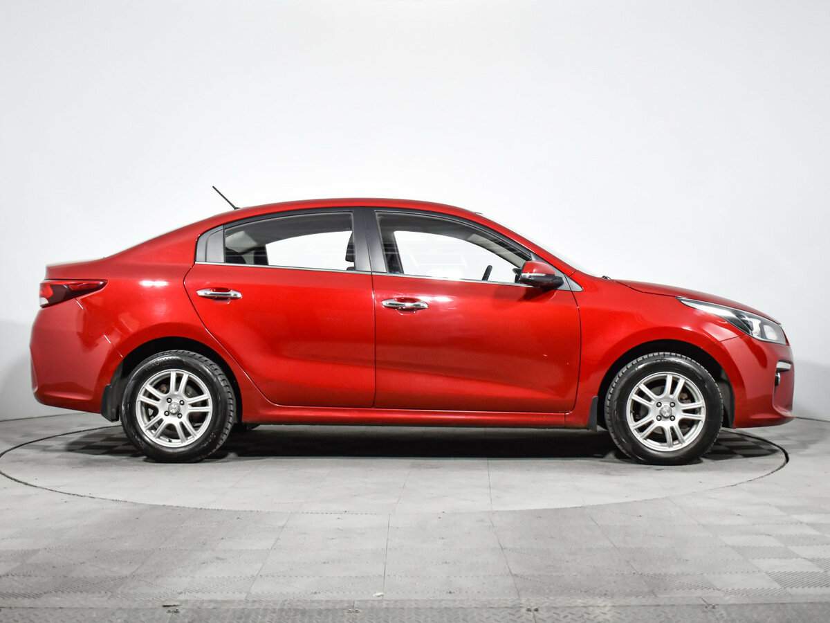 Kia Rio 2018 года с пробегом. Фото: #3