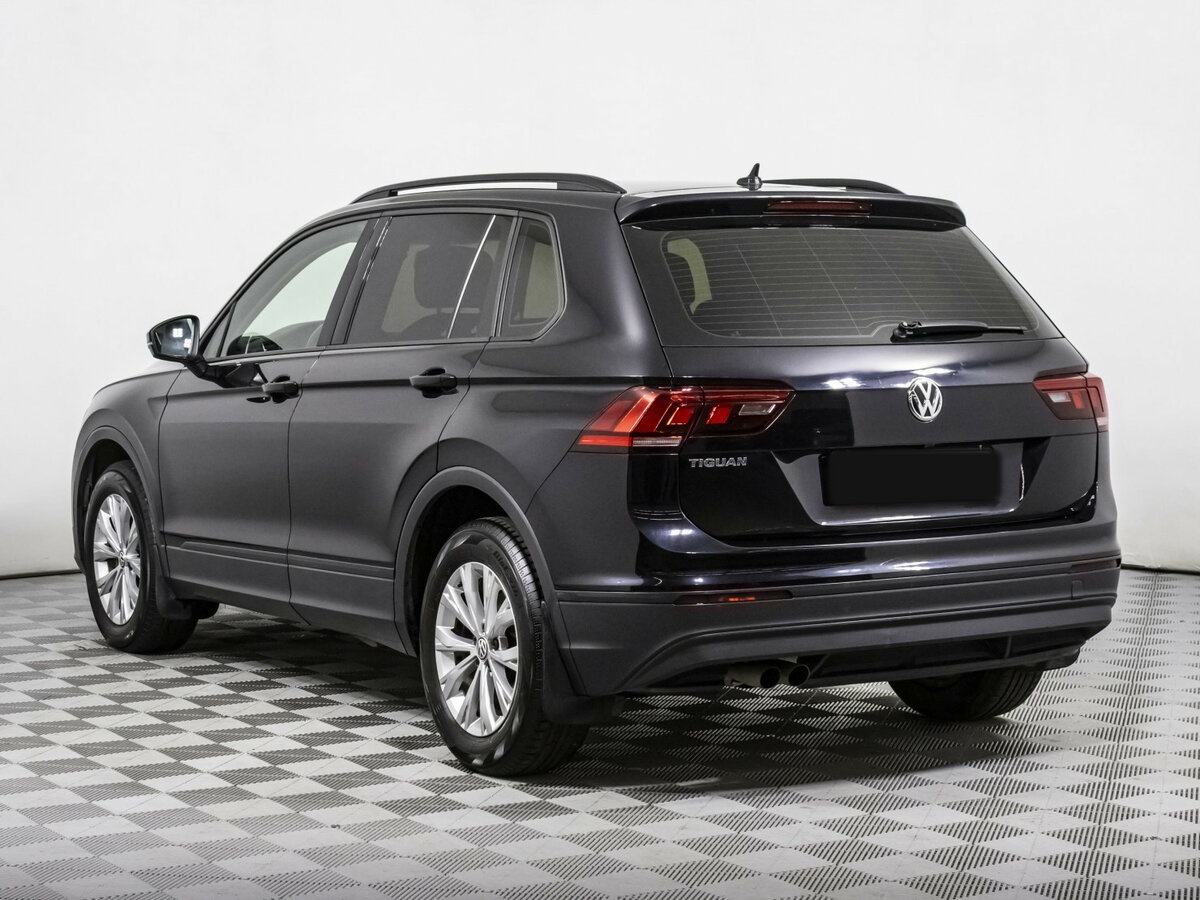 Volkswagen Tiguan 2018 года с пробегом. Фото: #4