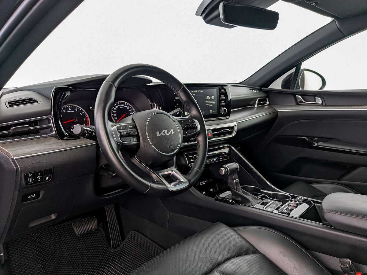 Kia K5 2021 года с пробегом. Фото: #13