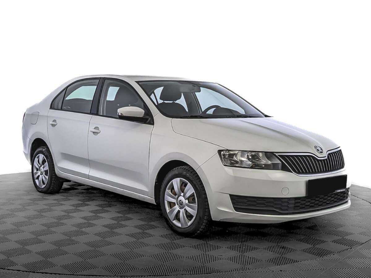 Skoda Rapid 2018 года с пробегом. Фото: #2