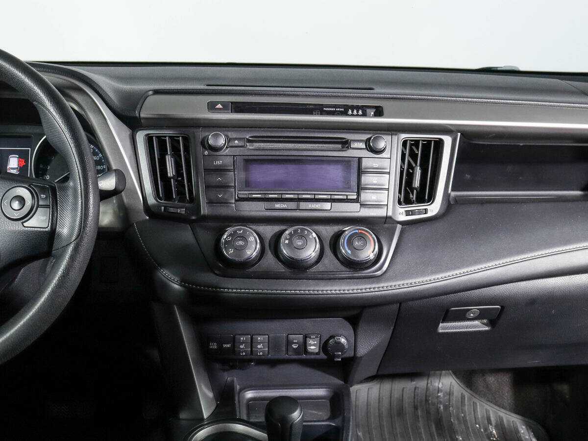 Toyota RAV4 2016 года с пробегом. Фото: #12