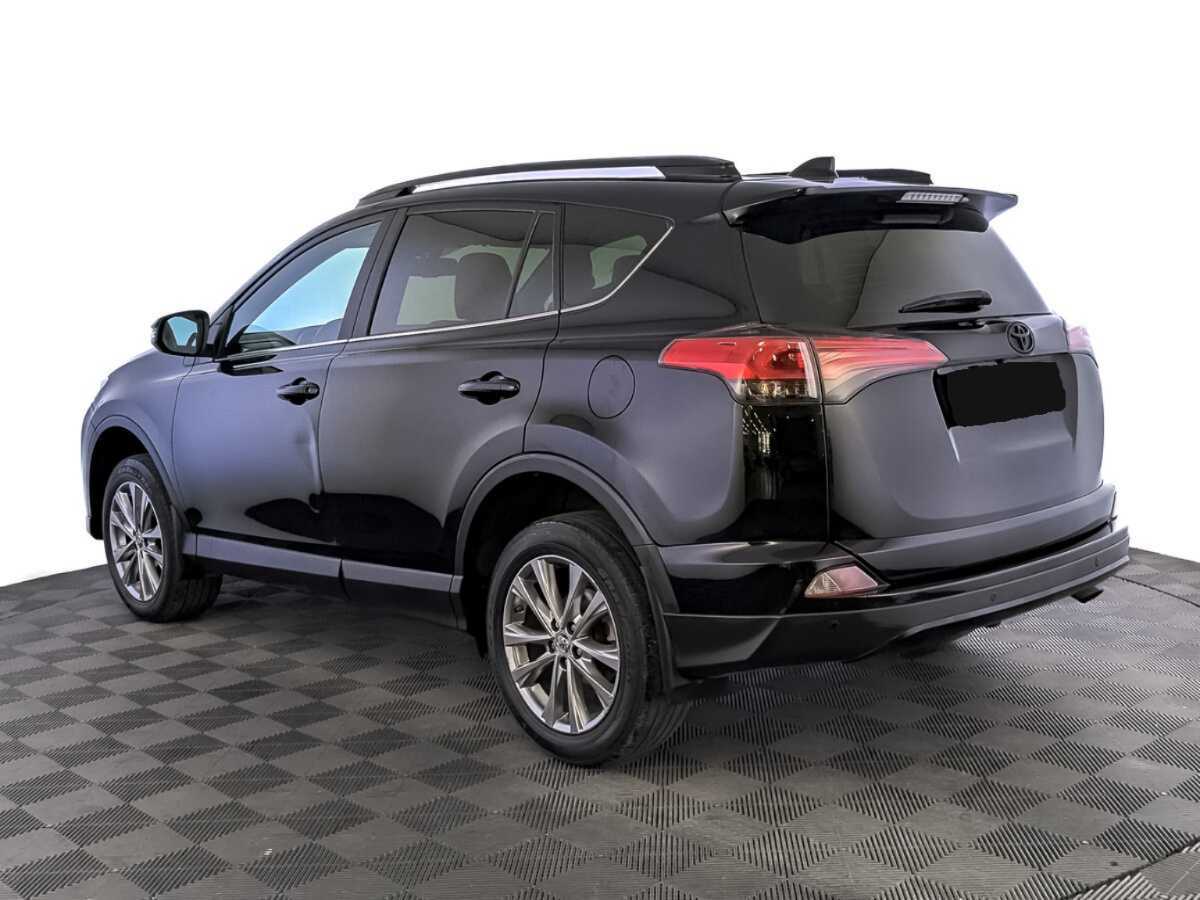 Toyota RAV4 2017 года с пробегом. Фото: #6