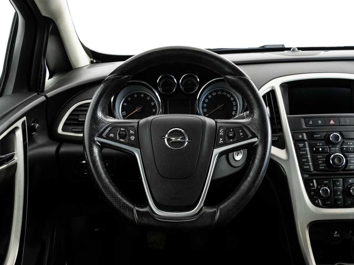 Opel Astra 2012 года с пробегом. Фото: #9