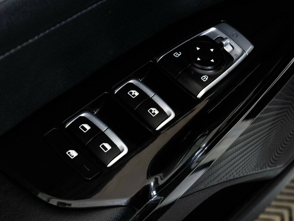 Kia K5 2021 года с пробегом. Фото: #16