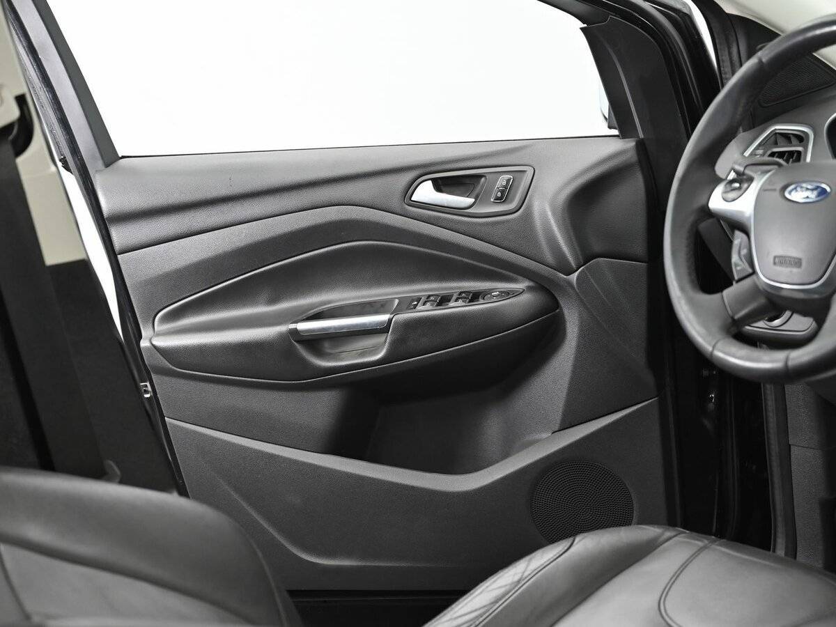 Ford Kuga 2014 года с пробегом. Фото: #6