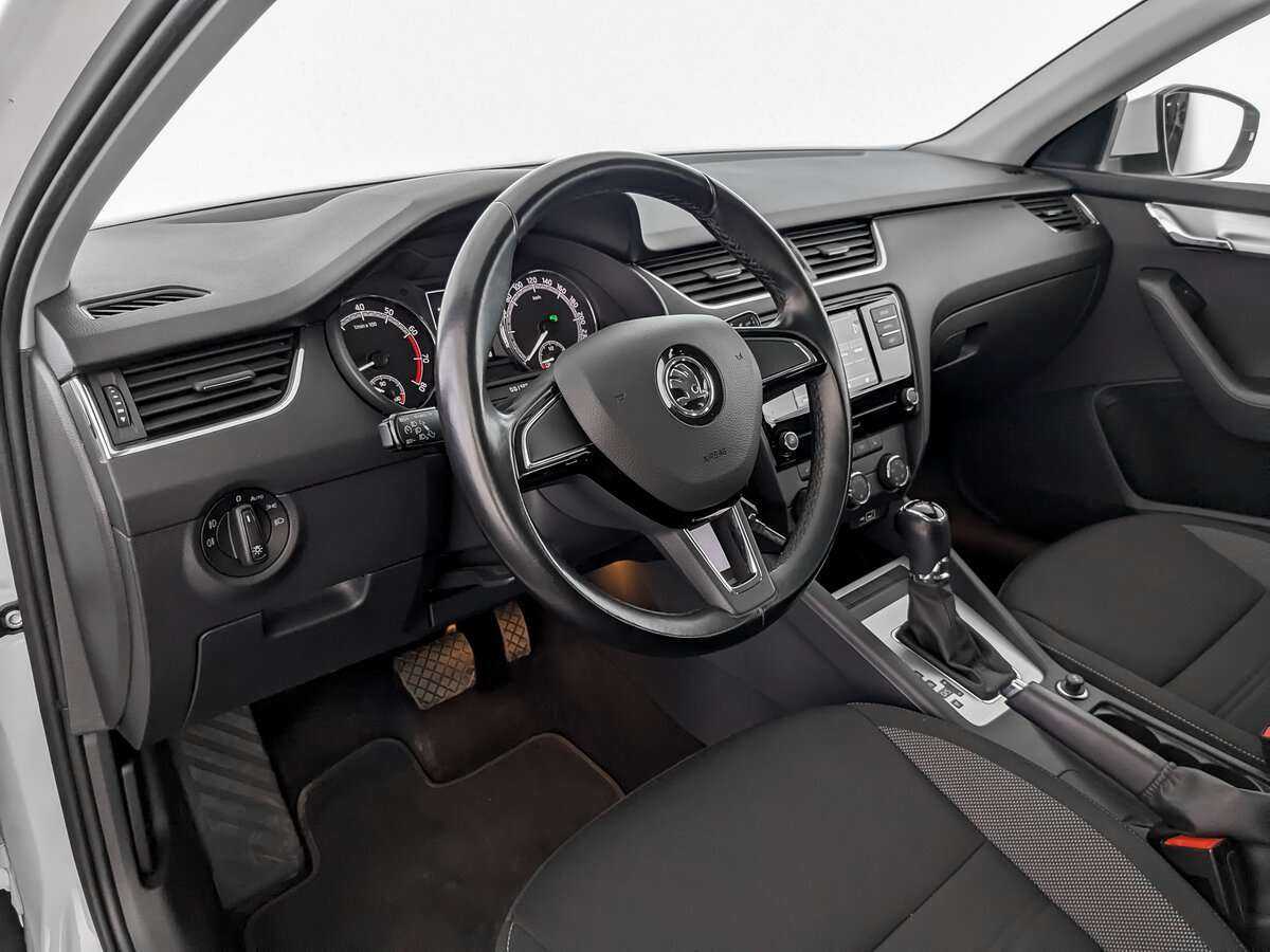 Skoda Octavia 2020 года с пробегом. Фото: #13